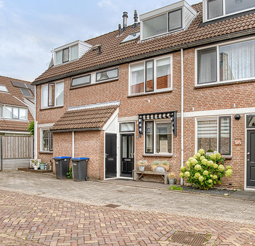 Woning zoeken in Zwijndrecht woning in een betegelde straat